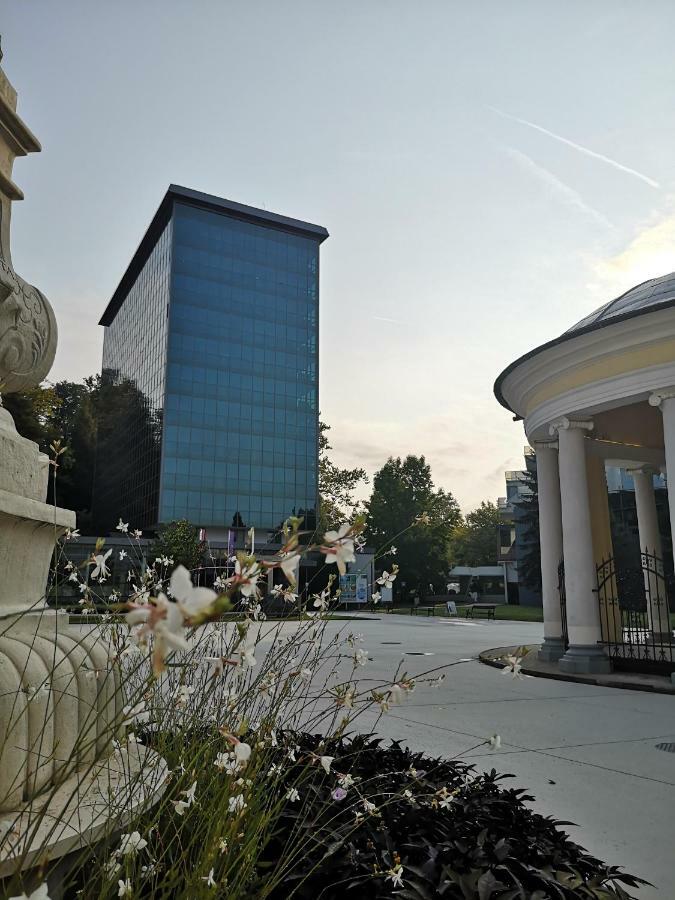 Apartments Soelek - Vila Golf Рогашка Слатина Экстерьер фото